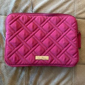 Vera Bradley - Tablet/e-Reader/Kindle/Nook sleeve - never used - magenta